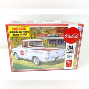 AMT Coca-Cola '55 Chevrolet Cameo Pickup Truck 1/25 Model Kit 1094/12